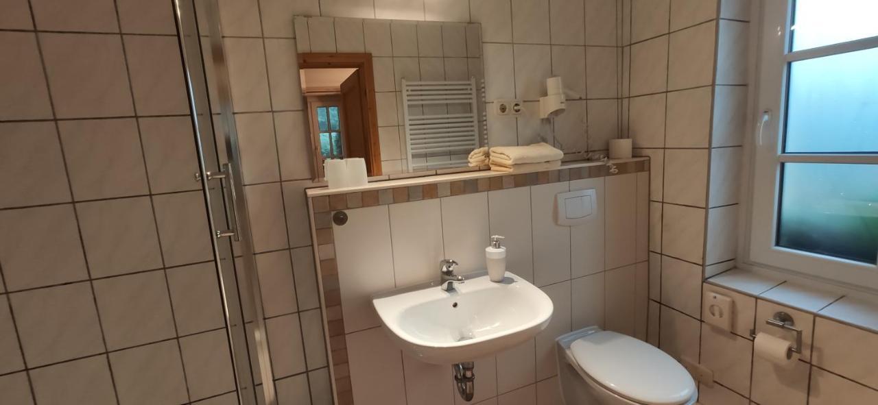 Wirtshaus Neuenkirchen Hotell Neuenkirchen auf Rugen Eksteriør bilde